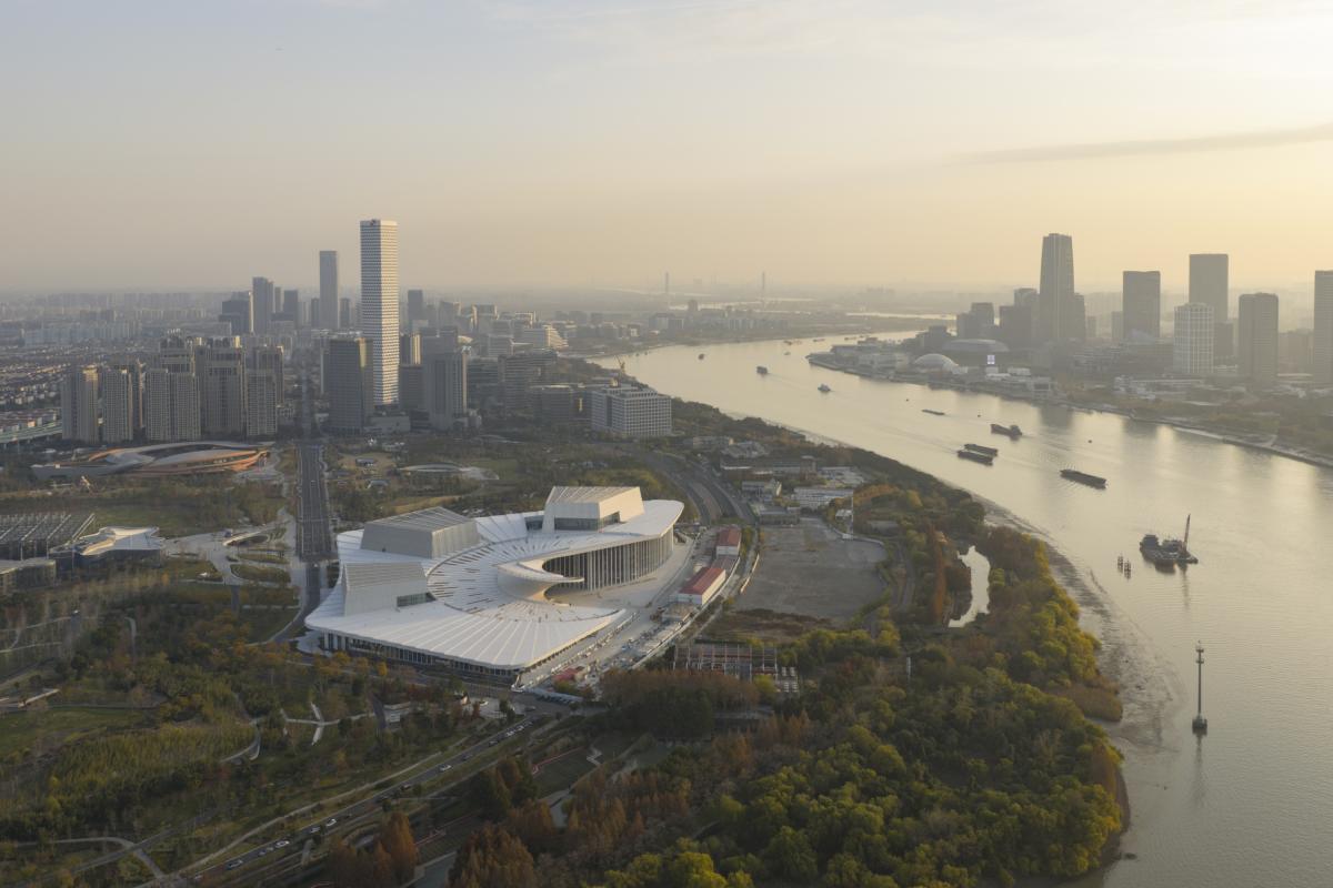 Snøhetta’s Shanghai Grand Opera House Nears Completion