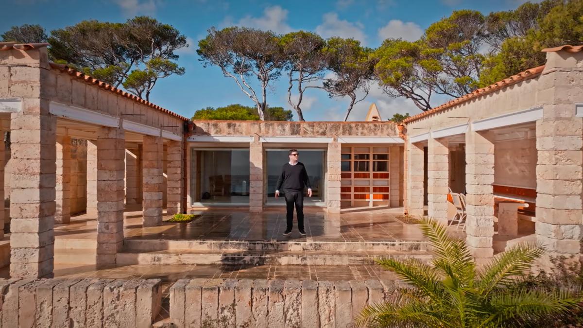 'An Architect's Perspective' on Can Lis